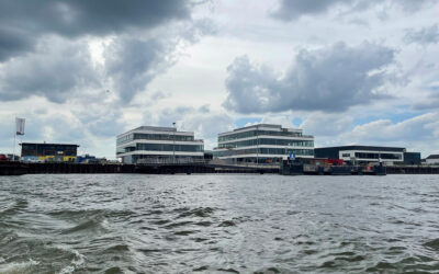Oplevering project Waterbusplein te H-I-Ambacht